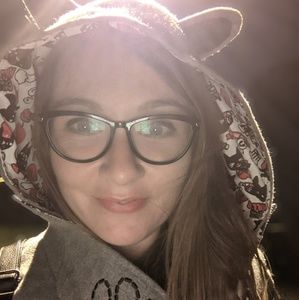 Meet your Posher, Charley